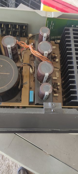 Amplificador sony F690