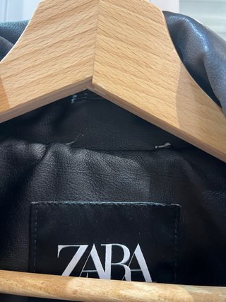 Oferta!Chaqueta efecto piel Zara Talla S Oversize