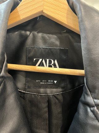 Oferta!Chaqueta efecto piel Zara Talla S Oversize