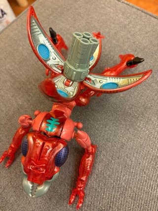 Action Figure Transformer Rosso Formica Beats Wars