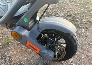 CASI NUEVO PATINETE ELECTRICO