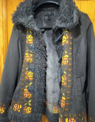 Abrigo beige y chaquetón ante vendo juntos