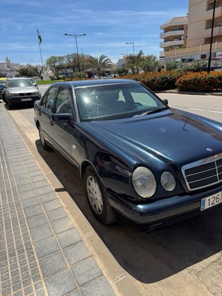 Mercedes-Benz Clase E 220 CDI / W210 atomático