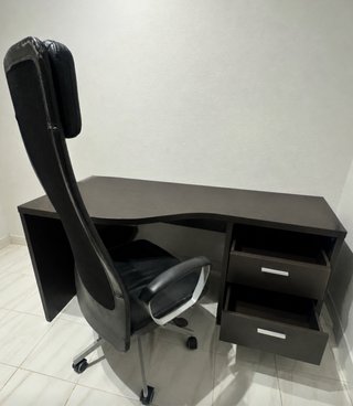 Escritorio y Silla GRATIS