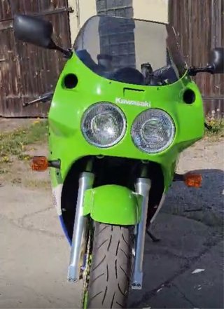Kawasaki ZXR 750 H1 (1989) de segunda mano por 7.300 EUR en Vigo