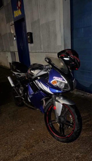 Yamaha TZR 2004 Azul/Plata