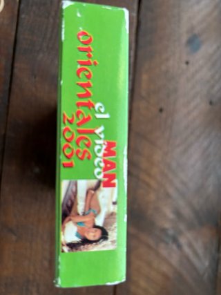 VHS MAN El Video Orientales 2001