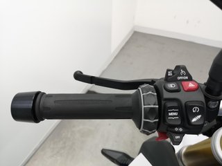 BMW F 900 R 2023 2692 kms.