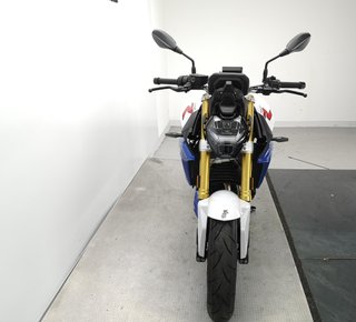 BMW F 900 R 2023 2692 kms.