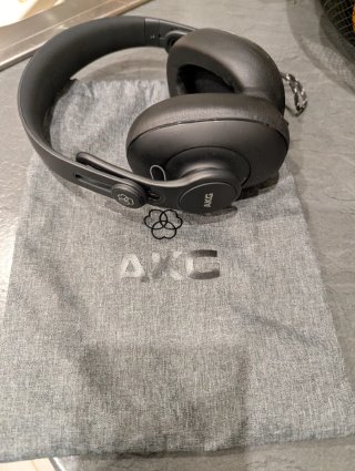 Auriculares AKG K361 Profesionales