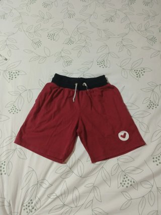 Pantalón corto vedruna