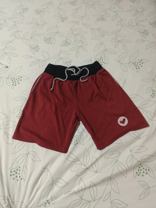 Pantalón corto vedruna