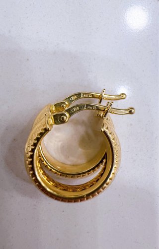 Orecchini a cerchio diamantati in oro 18kt 750