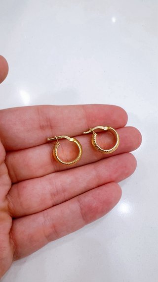 Orecchini a cerchio diamantati in oro 18kt 750
