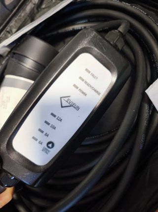 Cargador Portátil Coche Eléctrico EVIEUN