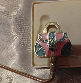 Colgador de bolso con diseño de bolso