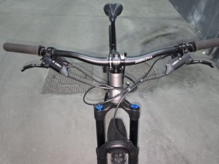 Bicicleta Commencal Meta HT V2 AM RACE