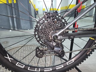 Bicicleta Commencal Meta HT V2 AM RACE
