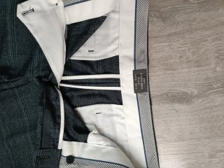 Pantalón cuadros gris y negro