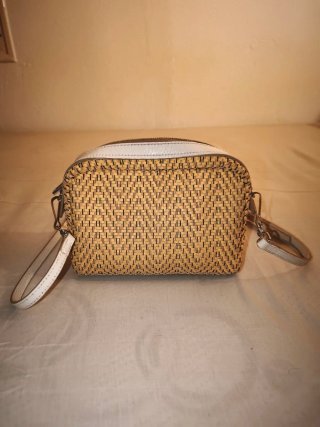 Bolso Bimba y Lola Beige y Blanco