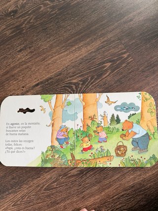 Libro infantil 12 meses Panini