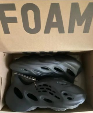 Adidas Yeezy Foam RNR Carbon EU44,5/46