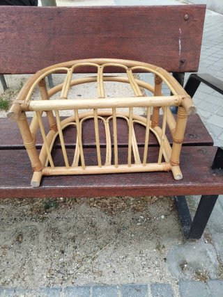 Revistero/Toallero o leñero Vintage madera Bambú