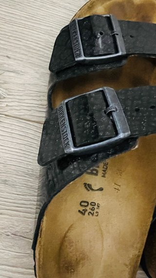 Sandalias Birkenstock Estampadas Negras-Gris