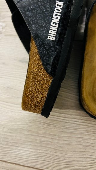 Sandalias Birkenstock Estampadas Negras-Gris