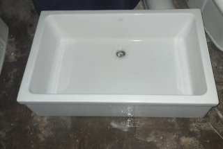 Fregadero antiguo porcelana con sello