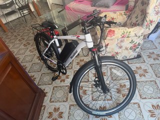 Bicicleta Eléctrica Ebike con Maleta Amarilla