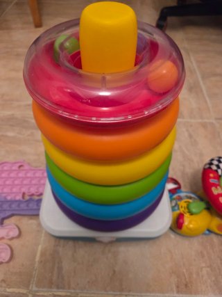 Juguetes para bebé: Aro y oruga VTech