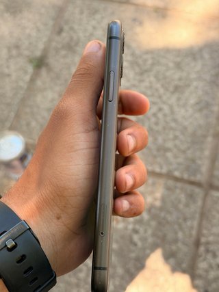 iPhone 11 64GB