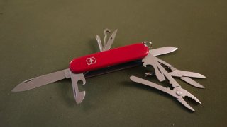 Canivete Victorinox Deluxe Tinker Rosa