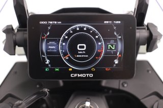 CF MOTO 800 MT 2025