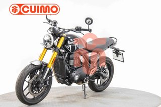 TRIUMPH SPEED 400