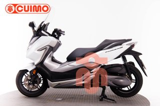 HONDA FORZA 300