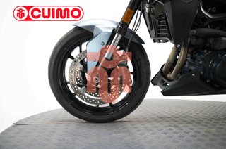 BMW F 900 R