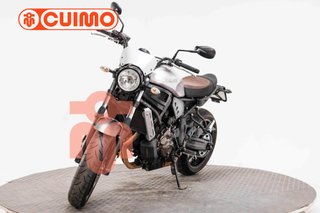 YAMAHA XSR 700