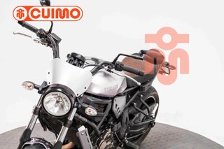 YAMAHA XSR 700