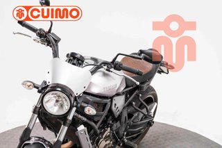 YAMAHA XSR 700