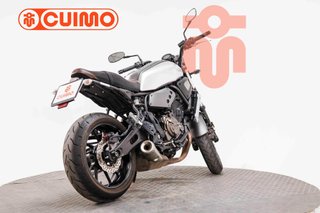 YAMAHA XSR 700
