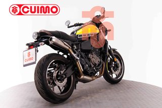 YAMAHA XSR 700