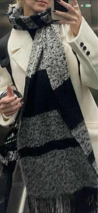 Bufanda H&M Blanco y Negro