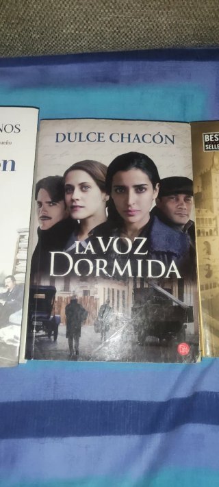 Lote de 3 novelas