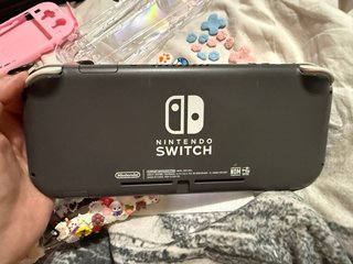 Nintendo Switch Lite Gris con accesorios