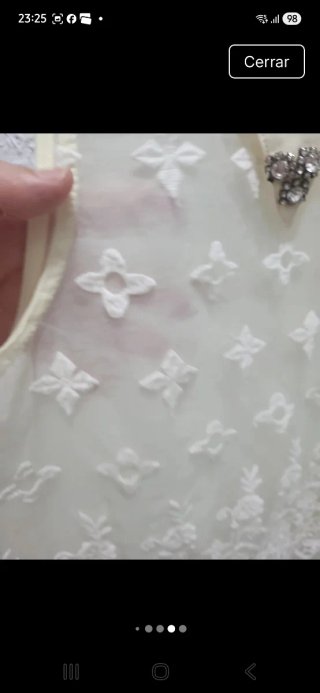 Blusa de encaje con cuello Peter Pan