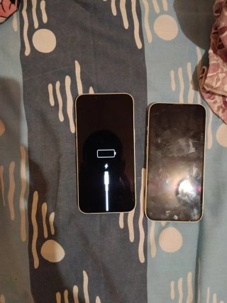 2 iPhones Blancos Batería 100%