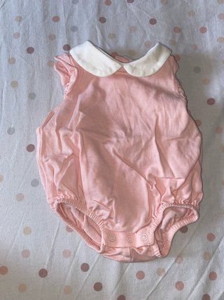 Ropa de bebé a rayas