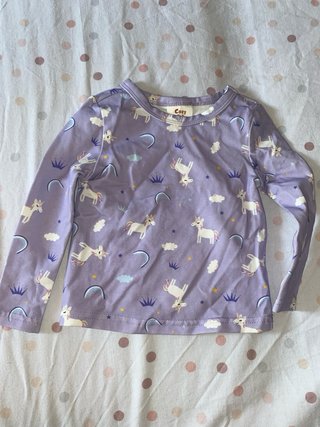 Ropa de bebé a rayas
